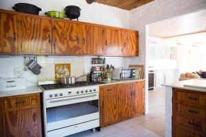 Ossies Kloof - Living The Breede