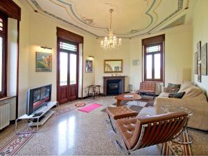 Holiday Home Villa Sarezzano by Interhome