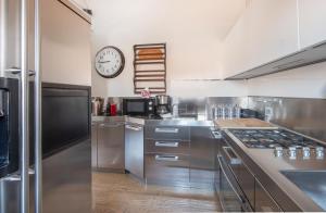 Stunning top floor flat in the heart of Verona