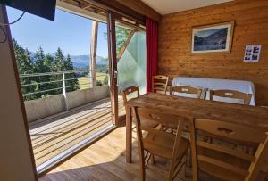 Appartements CHAMROUSSE-SPORT&DETENTE appartement 6 couchages avec superbe vue : photos des chambres