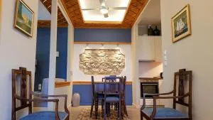 Yard of Epicurus - Η Αυλή του Επίκουρου - Áno Gatzéa