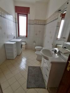 White beach Le Castella