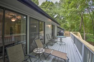 Furnished Deck and Grill Hot Springs House