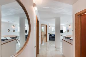 Apartments Julian Explore