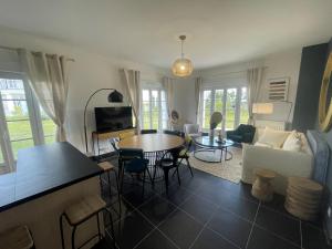 superbe villa au pied de Disneyland et val dEurope