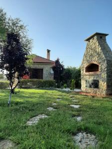 Joli Chalet dans une ferme Pour familles exclusivement près ifrane