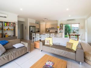 Coastal Villa on Beachcomber!