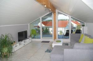 Schöne Ferienwohnung im Allgäu Lauben bei Kempten Urlaub Unterkunft FeWo Bergblick 70qm