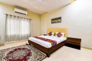 FabHotel The Castle Homestay