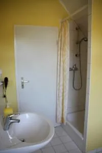 Ferienwohnung am Krebssee Whg "Adler" - Neu Sallenthin