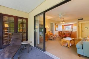 Park Shore Resort 3rd Floor Bldg E