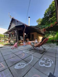 Kuća Viola, traditional wooden house in Tuhelj