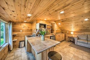 Owls Head Studio - Walk to Beach and Lighthouse!