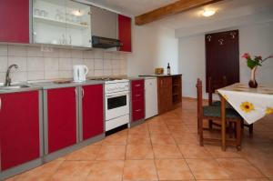 Apartment in Lovran with sea view, terrace, air conditioning, WiFi (3698-1)