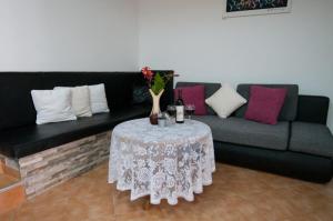 Apartment in Lovran with sea view, terrace, air conditioning, WiFi (3698-2) 