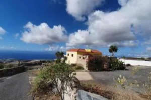 Lovely two bedroom apartment with amazing view - Chirche