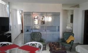 Playa Dorada, fte mar, gran 2 amb 4 pax, quincho parrilla