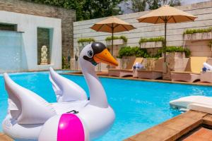 Arihant Villa by StayVista - 5BHK Luxurious Villa with Pvt Pool