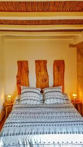 Vue la plus haute sur lAmphithéâtre-arènes