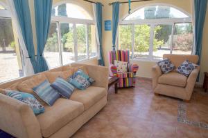 Casa Ana - delightful semi-detached villa with large swimming pool, tennis court and huge gardens plus Free wifi