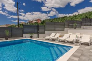 VILLA Mari with private pool