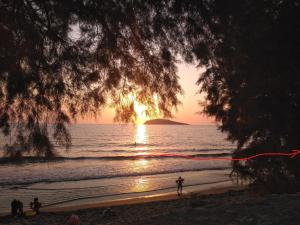 Paradise on Kantouni Beach-20m from Boutique Hotel