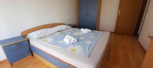 Apartment with Sea View room in Apartments Dada