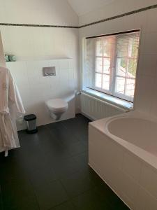 Bed and Breakfast Goes