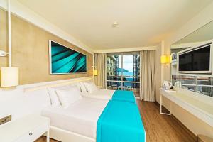 Standard Double or Twin Room with Sea View room in Poseidon Hotel - Scene Concept