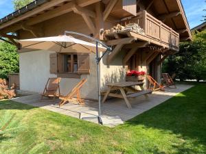 Chalets Chalet Megeve, ideal familles proche ski et centre village : photos des chambres