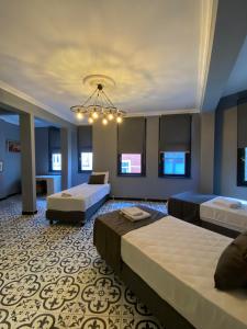 Standard Apartment - Annex Building room in HHK Hotel