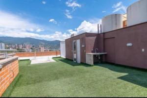 Beautiful Apartment UltraFast Internet El Poblado