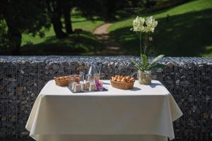 Hotels Les Jardins de l'Anjou : photos des chambres