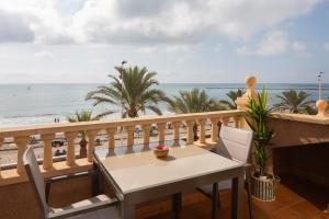 Ático duplex de lujo frente al mar. 1a linea playa