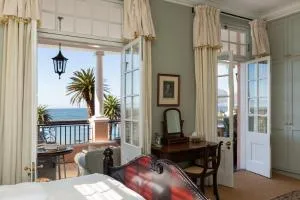Majestic Ocean View Retreat - Kalk Bay