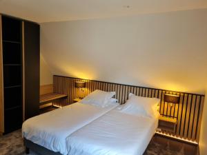 Hotels Hotel Restaurant La Couronne by K : photos des chambres