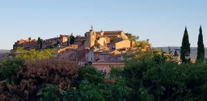 B&B / Chambres d'hotes Studio du sentier des ocres : photos des chambres