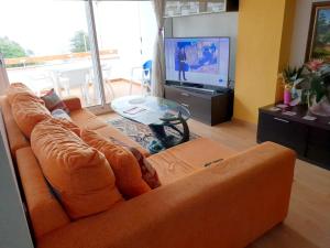 Welcoming House with Sea View in Salionç