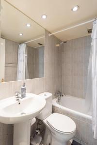 Vitacura Zen 2BR W Parking, Wifi, Gym & Mall