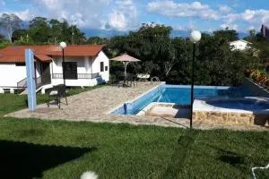 Alojamiento Esmeralda Azul - Murillo