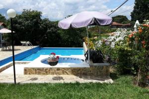 Alojamiento Esmeralda Azul