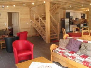 Chalets Magnificent wooden chalet with sauna : photos des chambres