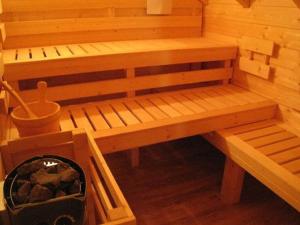 Chalets Magnificent wooden chalet with sauna : photos des chambres