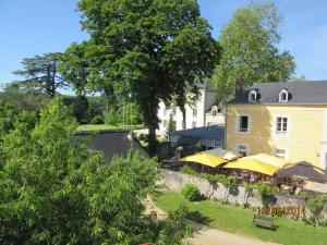 Hotels Le Brillet-Pontin : photos des chambres