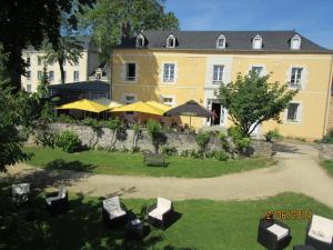 Hotels Le Brillet-Pontin : photos des chambres