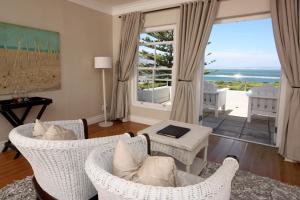 11 Westcliff Road, Hermanus 7200, South Africa.