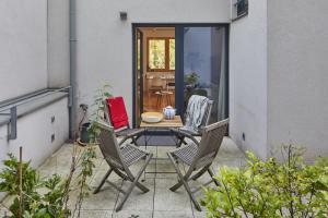 Prague Days - Two-bedroom Loft with 3 Terraces and Parking in Hip Žižkov