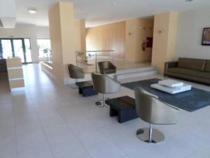 RochaTower Apartment 8A