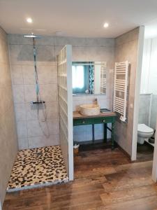 B&B / Chambres d'hotes La resiniere : photos des chambres