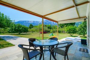 Semiramis Cottage